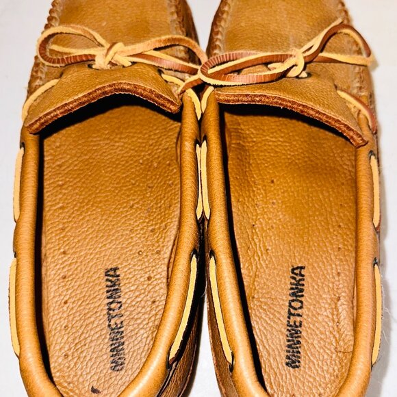 Minnetonka Moose hide classic Moccasins Mens - Picture 2 of 4